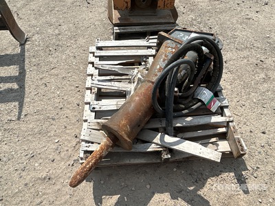 2014 Bobcat HB880 Trituradora hidráulica