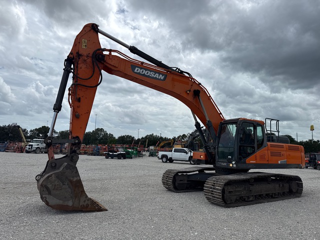 2021 Doosan DX350LC-5 Tracked Excavator