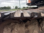 Undercarriage with Left Grouser Height