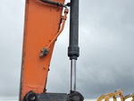 Hydraulics with Bucket Cylinder
