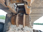 Undercarriage with Right Carrier Rollers