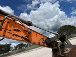 Hydraulics with Bucket Cylinder