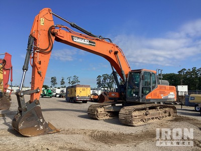 2020 Doosan DX300LC-5 Tracked Excavator