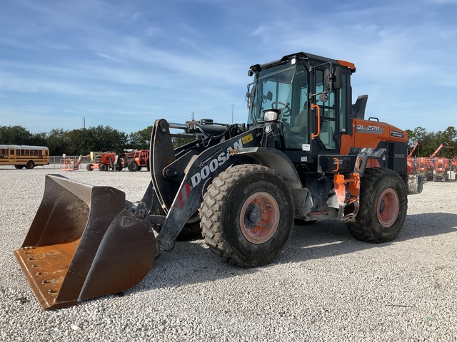2022 Doosan DL220-7 Wheel Loader 2022 Doosan DL220-7 Wheel Loader