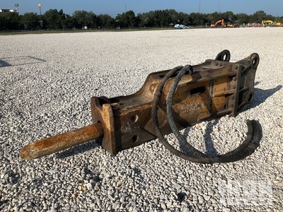 2017 Danda D&A 200V 26 in Hydraulic Breaker