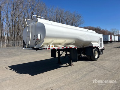 1985 Remtec S/A Remorque-citerne à eau