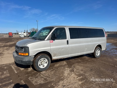 2009 Chevrolet Express 3500 Cargo Van