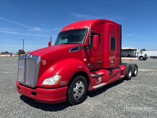 2016 Kenworth T680 6x4 T/A Sleeper Truck Tractor