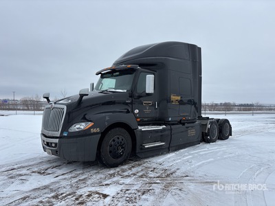 2023 International LT625 6x4 T/A Sleeper Truck Tractor