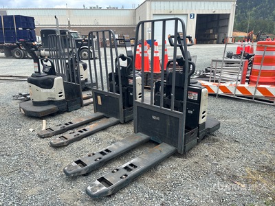 2013 Crown PE4500-60 6000 lb Electric رافعة الباليت