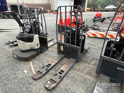 2013 Crown PE4500-60 6000 lb Electric رافعة الباليت