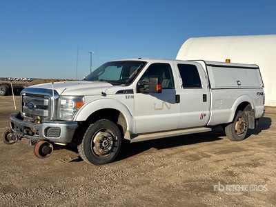 2016 Ford F-350 XLT 4x4 Crew Cab Hi-Rail Pick-up