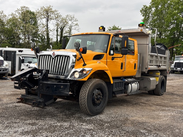 2018 International 7400 4x2 Crew Cab S/A Dump Truck