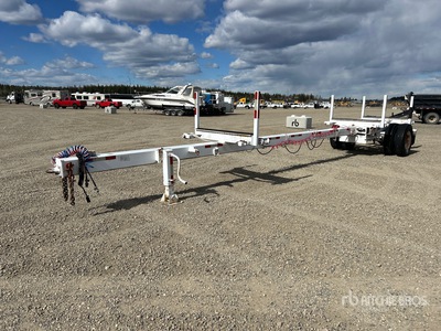 44ft long with 5 foot inner diameter bunks ポールトレーラー