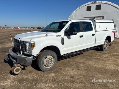 2018 Ford F350 XL 4x4 Crew Cab Hi-Rail Pickup