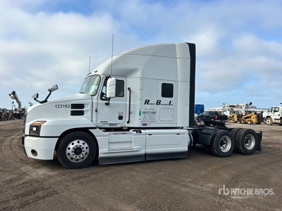 2023 Mack Anthem AN64T 6x4 تراكتور شاحنة كابينة النوم (ثنائية المحور)