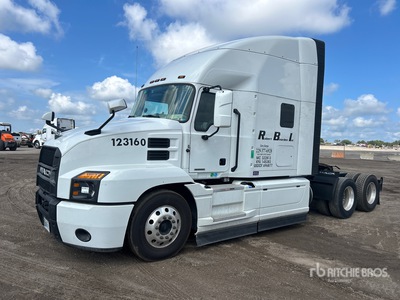 2023 Mack Anthem AN64T 6x4 T/A Slaapcabine Trekker