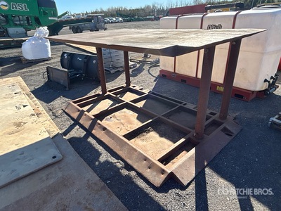 10 ft x 5 ft 11 in x 4 ft 7 in (H) Trench Shield