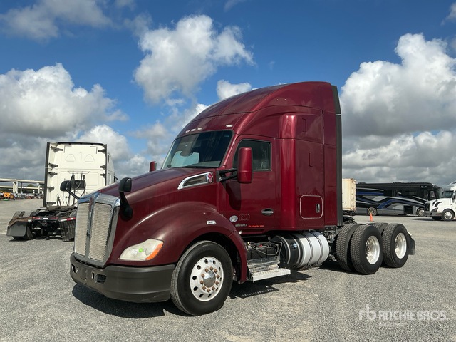 2019 Kenworth T680 6x4 T/A Sleeper Truck Tractor