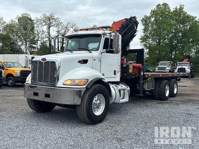 2015 Peterbilt 348 Knuckle Boom Truck