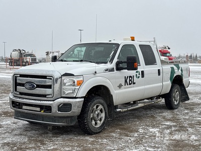 2015 Ford F-350 XLT 4x4 Crew Cab Ute