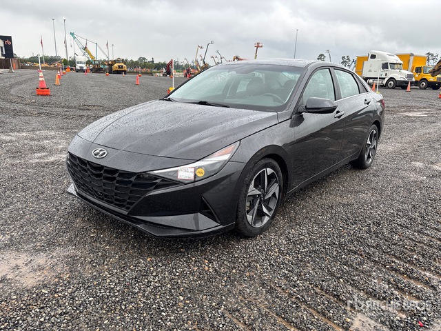 5NPLP4AG1MH023520 Hyundai Elantra Photo 1