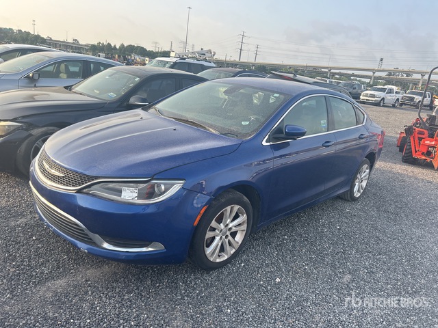 2015 Chrysler 200 2015 Chrysler 200 Automobile (Inoperable)