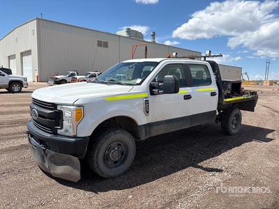 2017 Ford F-250 XL 4x4 Crew Cab بيك اب (Inoperable)