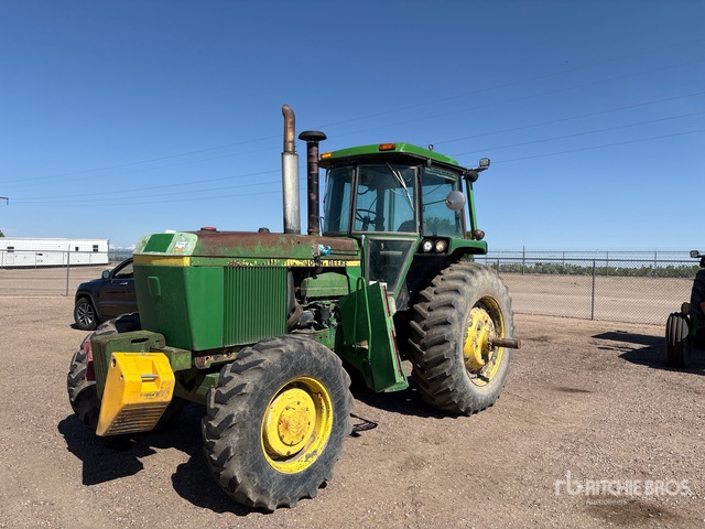 1982 John Deere 4640 2WD Tractor