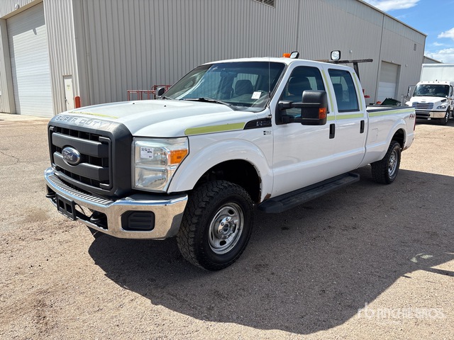 2012 Ford F-250 XL 4x4 Crew Cab Pickup