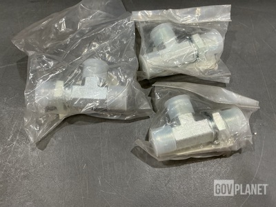 (53) Oshkosh 1565150 Tube Tees