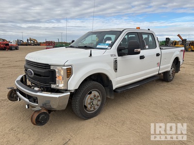 2018 Ford F-350 XL 4x4 Crew Cab Pickup