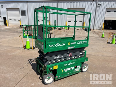 2017 Skyjack SJIII-3219 Electric シザーリフト