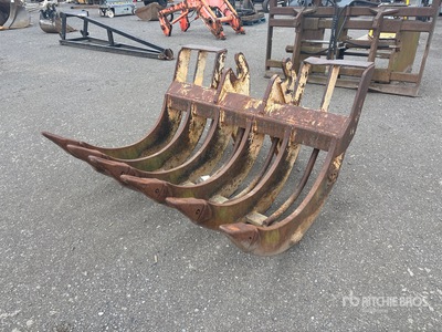 60 in Q/C Excavator Rake - Fits Cat 318C