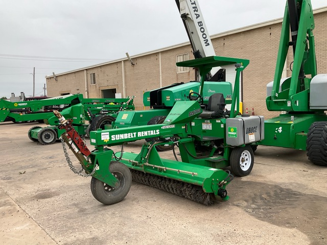 2019 Broce BW260 Self-Propelled Broom