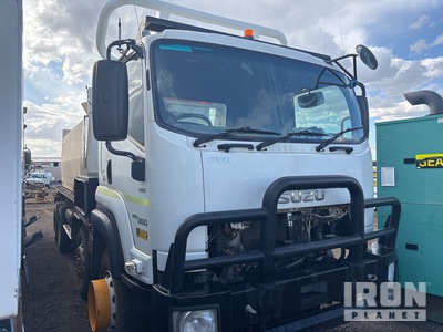 2020 Isuzu FYH 350 16500 L 8x4 Twin-Steer Autocarro per acqua (Inoperable)