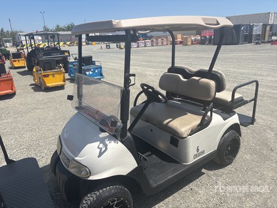 E-Z-Go RXV Electric Golf Cart