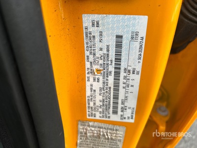 2019 Ford F-250 XL 4x4 Crew Cab Autocarro cassone fisso