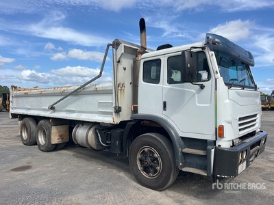 2008 Iveco ACCO 2350 6x4 T/A Camión dumper