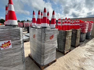 Quantity of (250) 2026 TSC Cônes d'autoroute (Unused)