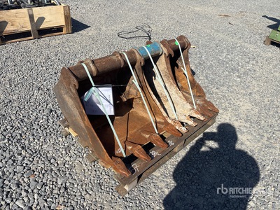 Quantity of (3) Q/C Digging Graafmachine Bak