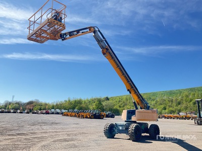 2015 Haulotte HT23RTJPRO 4WD Diesel Plataforma Elevadora Articulada