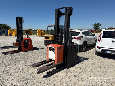 2017 Toyota 8SLL16 Pallet Jack