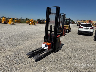 2017 Toyota SWE120 1200 kg Electric Pallet Jack