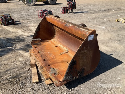Rhinox 1800 mm Telehandler Bucket