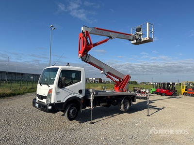 2013 Multitel MX235 25 m on 2013 Nissan Cabstar 35.12 Autohoogwerker