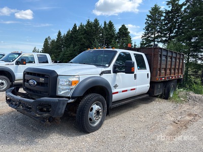2012 Ford F-550 XL 4x4 Crew Cab 平台トラック