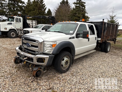 2015 Ford F-550 XLT 4x4 Crew Cab Hi-Rail Ciężarówka z płaską platformą