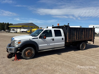 2015 Ford F-550 XLT 4x4 Crew Cab Hi-Rail 平台トラック