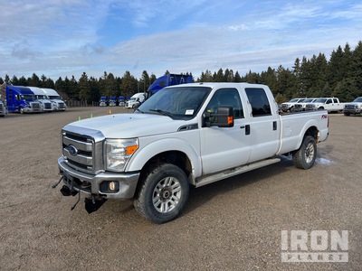 2015 Ford F-350 XLT 4x4 Crew Cab Pickup